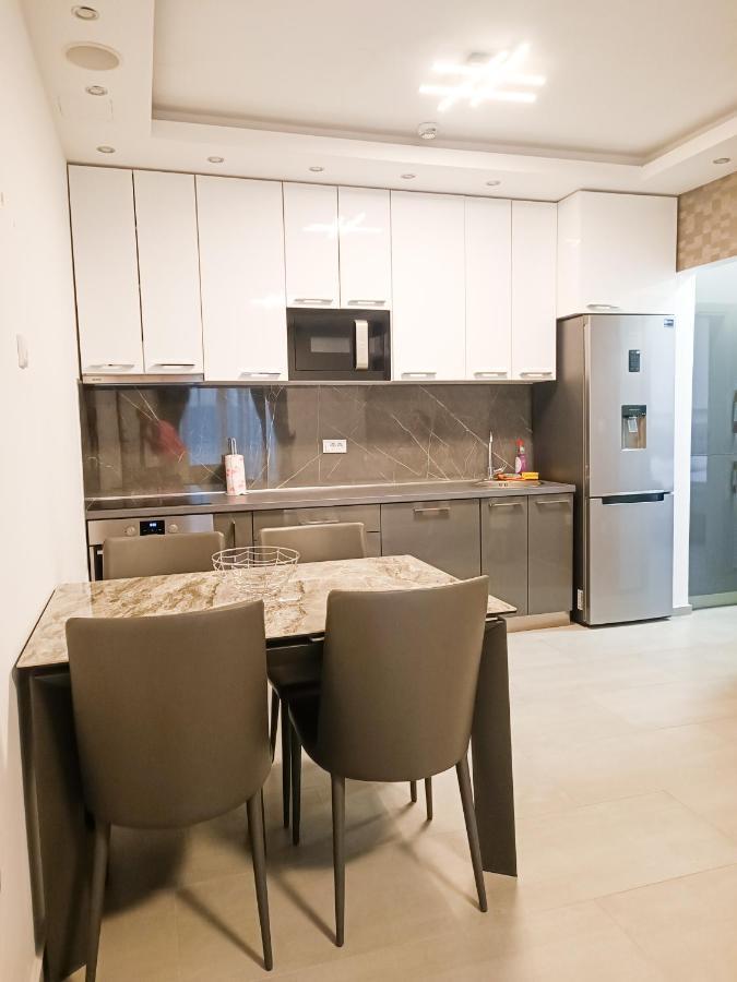 Eden Apartments Tivat Exterior photo