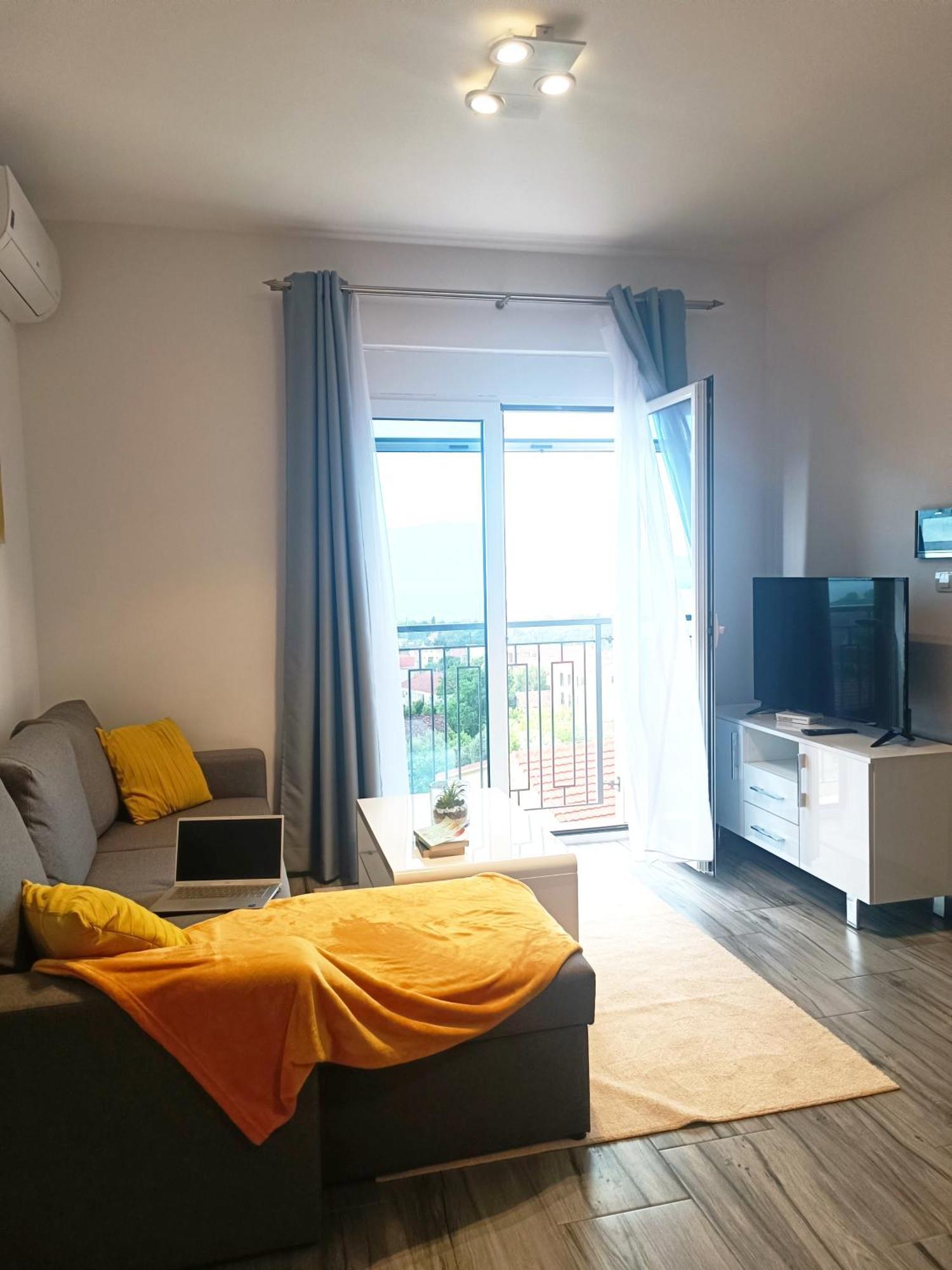 Eden Apartments Tivat Exterior photo